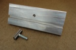 Horizontal Slider for Rear Axle - Front View

The tee bolt slides up and down in the tee slot